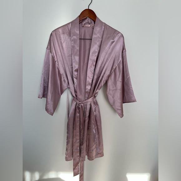 Luxurious La Vie En Rose pink Robe size XS - Picture 6 of 6
